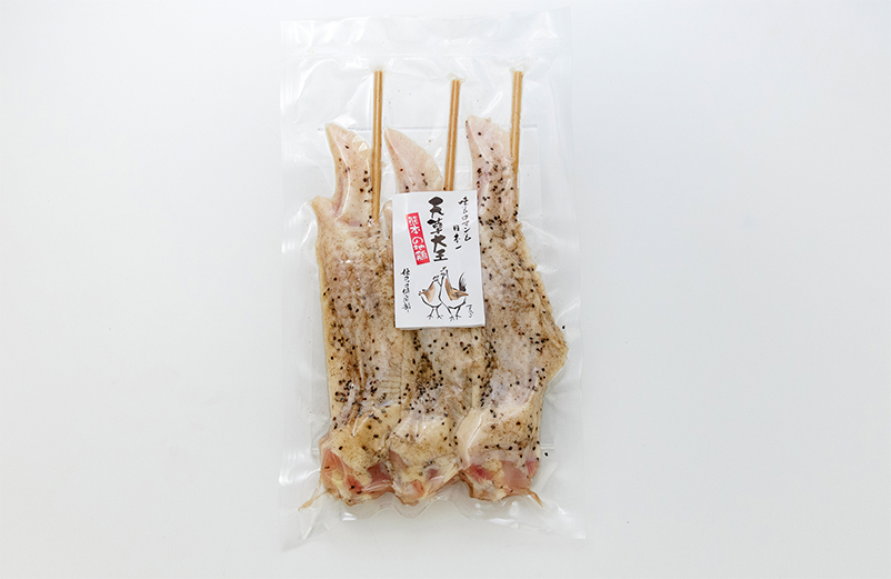 天草大王大手羽先3本入り